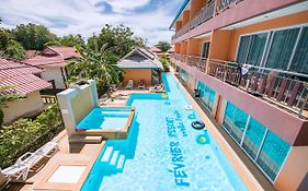 Lanta Fevrier Resort